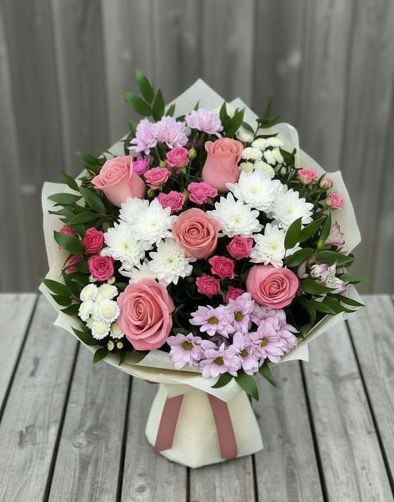 Букет цветов из: Альстромерии, Гвоздики, Розы и Хризантемы в Огаревка