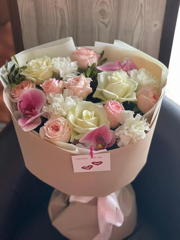 Букет цветов из: Орхидеи, Розы и Гвоздики в Огаревка