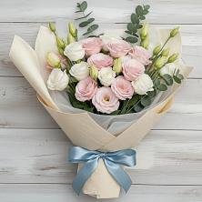 Букет цветов из:  Лизиантусы в Огаревка