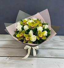 Букет цветов из:  Орхидеи и Розы в Огаревка