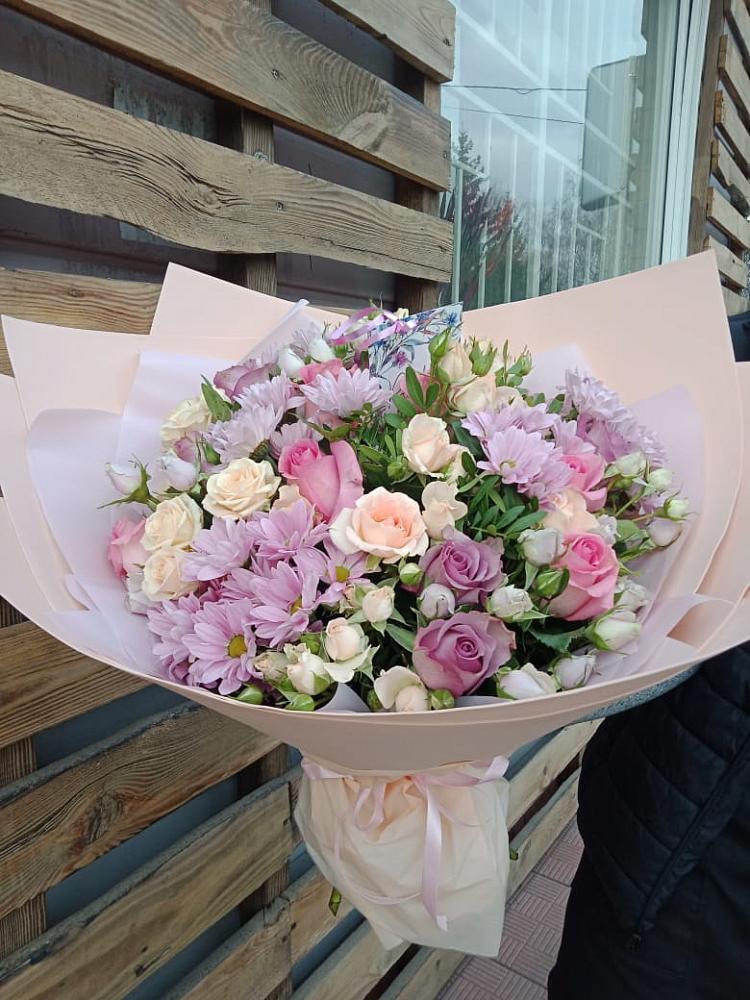 Букет цветов из: Розы и Хризантемы в Огаревка