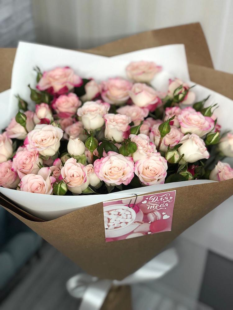 Букет цветов из: Розы в Огаревка