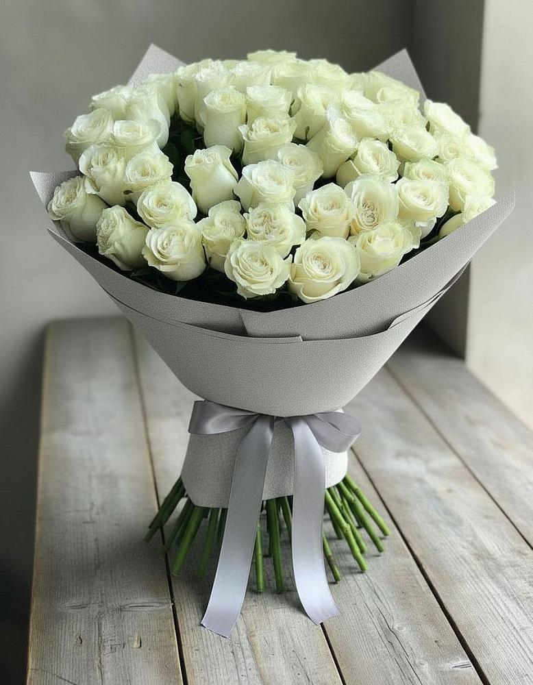 Букет 35 Белых роз в Огаревка