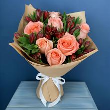 Букет цветов из:  Розы и Альстромерии #REPLACE_PRED# Огаревка