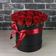 Цветочная композиция из Розы в шляпной коробке в Огаревка