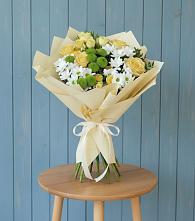 Букет цветов из:  Хризантемы и Розы в Огаревка